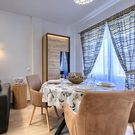 Apartment Darja By Interhome